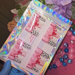 Pink and White Shimmering Accessories Set